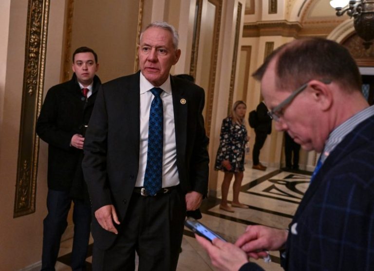 The Great Resignation hits Congress: Lawmakers are quitting, too