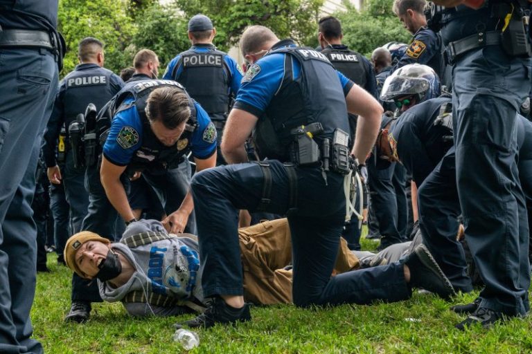 Criticism, praise of Texas governor after dramatic use of troopers on protesters