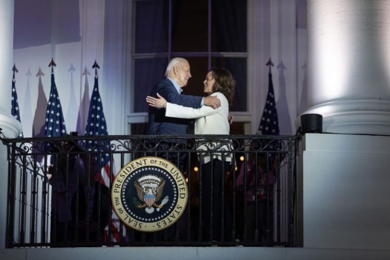 Polls show some good early signs for Kamala Harris