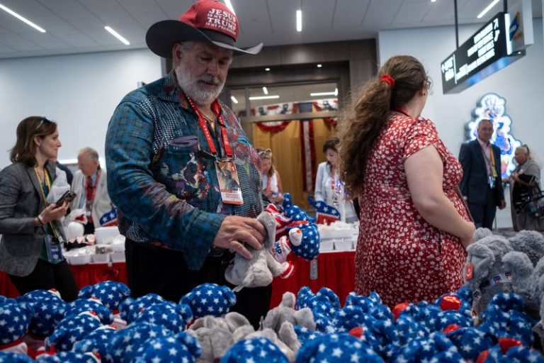 ‘Economic nationalism’ at the RNC clashes with Trump’s pitch to donors