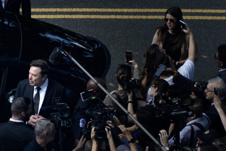 Elon Musk’s misleading election claims reach millions and alarm election officials