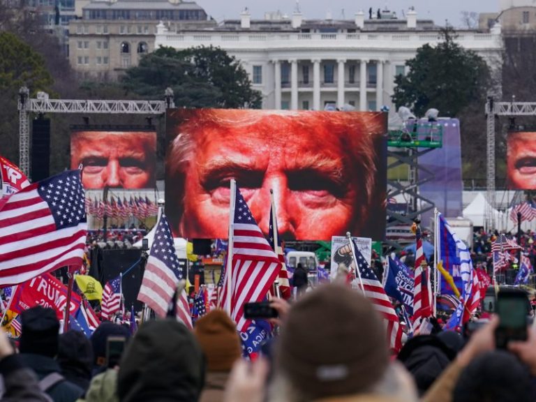 With one exaggerated anecdote, Trump kneecaps his Jan. 6 defense